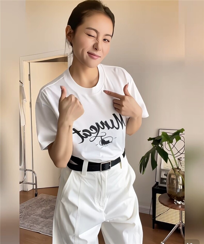 短袖T恤2025夏新品接触瞬间凉感宽松落肩小猫印花,女装T恤,泰合衣坊