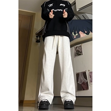 白灰色