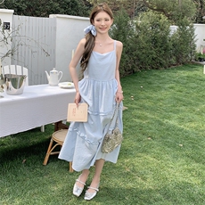 韩式海边度假蓝色吊带裙女2025年夏季新款百搭洋气休闲茶歇长裙潮，女装连衣裙，蝶眷