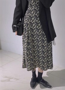 打底碎花裙图片
