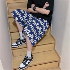 蓝色