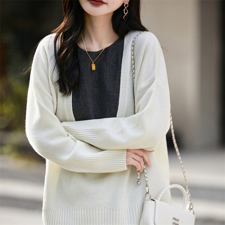 2025年秋季新款大V领针织长袖羊毛上衣时尚休闲通勤百搭，女装羊毛衫，片语羊绒