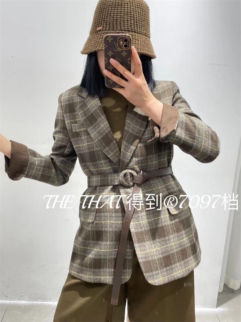 羊呢腰带西服外套，其它，得到THETHAT