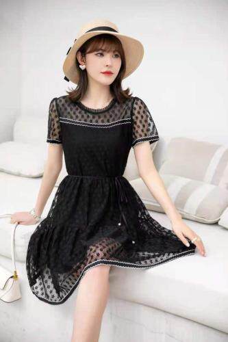 （现货）连衣裙，女装连衣裙，伊娜蕾尔