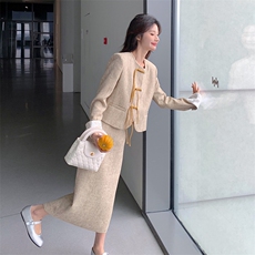 新中式国风显瘦套装女2025春秋季新款高级感盘扣外套半身裙两件套，女装套装/套裙，2C081