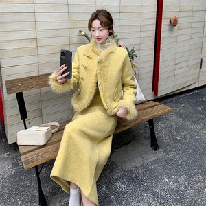 独特漂亮黄色小香风外套女春秋2025年超火好看高级感无领西装上衣图片