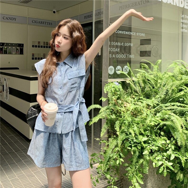 复古蓝色气质印花衬衫两件套女2025年夏季新款甜酷风短裤套装,女装套装/套裙,2C090