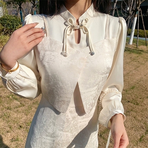 现货2024年春季女时尚潮流气质修身复古蝴蝶扣网红假两件连衣裙图片