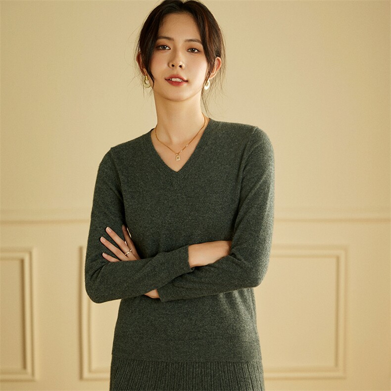 V领羊绒衫女秋冬季百搭纯色低领打底时尚百搭山羊绒衫,女装羊绒衫,绒美人羊绒