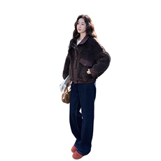 2025冬装新款深棕色皮毛一体拼接外套2B082-2243-p260k390，女装短外套，2B082