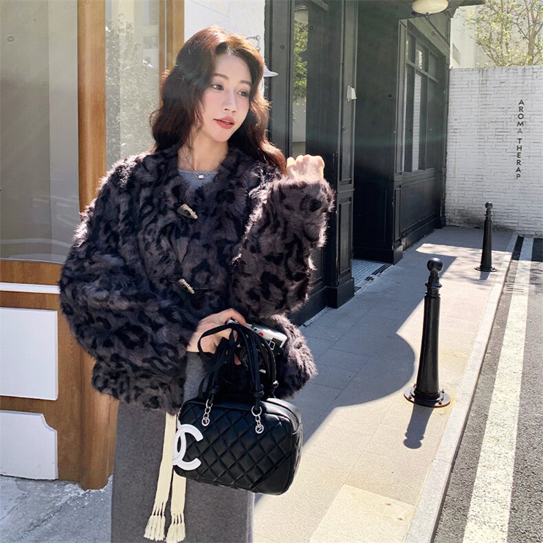 【现货】新款豹纹皮毛一体毛毛款223-1521-P205-K328，女装皮草，欣美人
