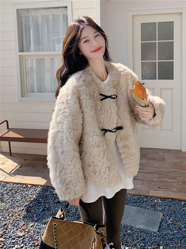 杏色高级感小香风毛毛外套女2025冬季新款温柔氛围感皮毛一体外套,女装皮草,欣美人