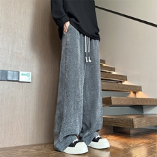 灰色