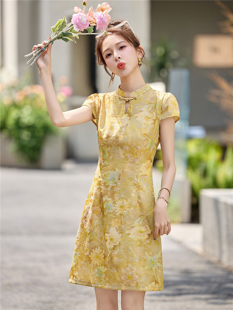 新中式改良旗袍连衣裙女夏2026新款高级感小个子精致提花裙子,女装连衣裙,丽影随形
