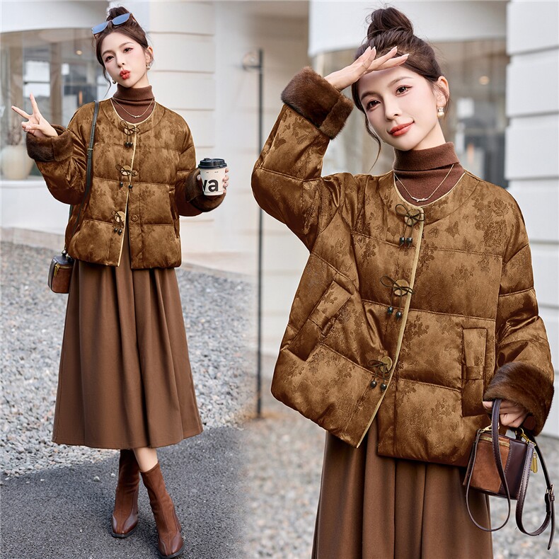 新中式提花羽绒服女2025冬季新款超好看拼接撞色保暖外套女,女装羽绒服,沁沁公主