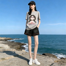 灰色上衣+黑色短裤（套装）
