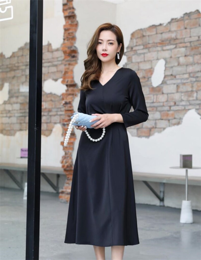 秋季气质连衣裙，女装连衣裙，蓝芝衣秀