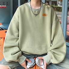 奶绿色