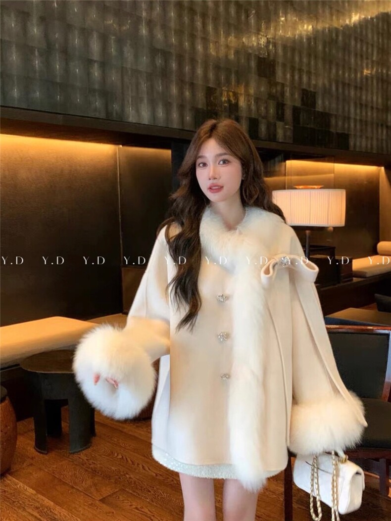 【依嘟】千金风真狐狸毛皮草羊毛蝴蝶结斗篷单排扣羊毛外套(配可，女装双面呢大衣，依嘟服饰