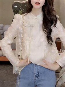 现货：欧根纱提花风衬衣图片