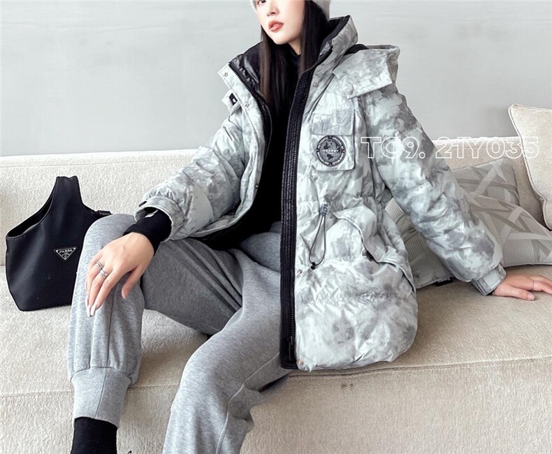 3160TC990标羽绒服，女装羽绒服，TC9