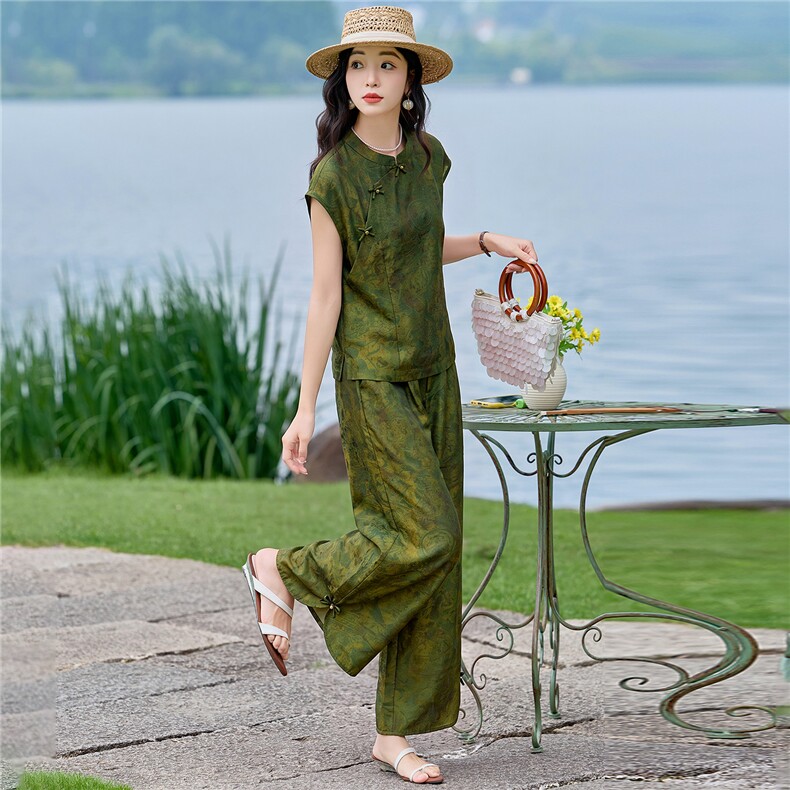 （现货）新中式时尚立领套装2026夏季新款提花修身显瘦气质套裤,女装套装/套裙,难舍钰依
