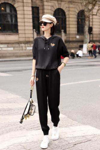 醋酸缎休闲套装，女装套装/套裙，澳洛菲