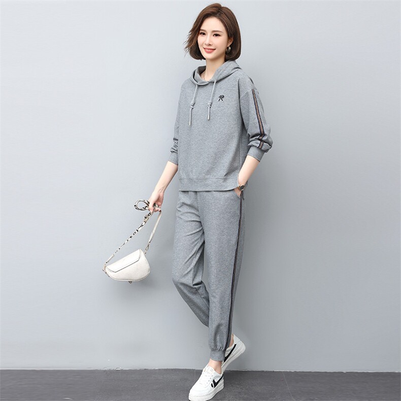 时尚休闲连帽卫衣套装女2022新款宽松显瘦运动服两件套,女装套装/套裙,鑫鑫格