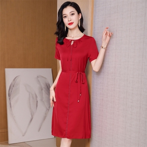 余多多真丝连衣裙潮流舒适夏新款休闲高端女装显气质带腰带桑蚕丝图片