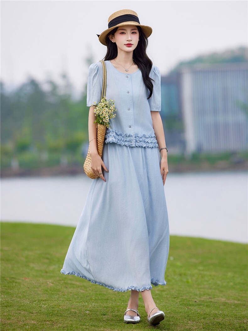 现货2026年夏季休闲风修身剪裁宽松型女通用型两件套轻薄透气,女装套装/套裙,靓衣阁
