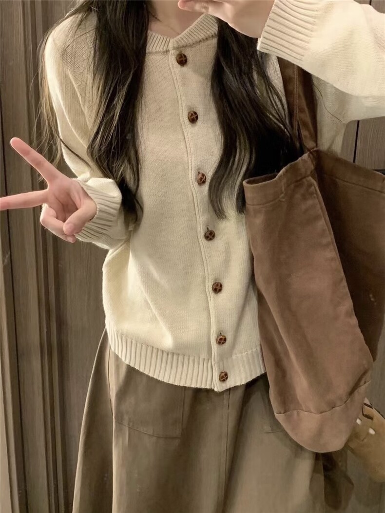 2025年秋季直筒型通勤单件长袖圆领棒球服开衫,女装羊毛衫,圣旺供货