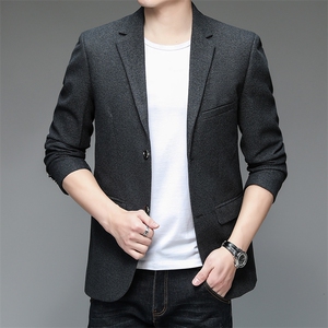 男装西服男春秋季新款男式单西新款中青年时尚纯色西服领宽松外套图片