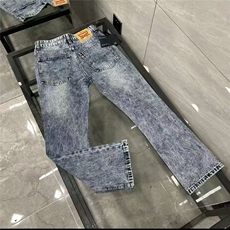 蓝色
