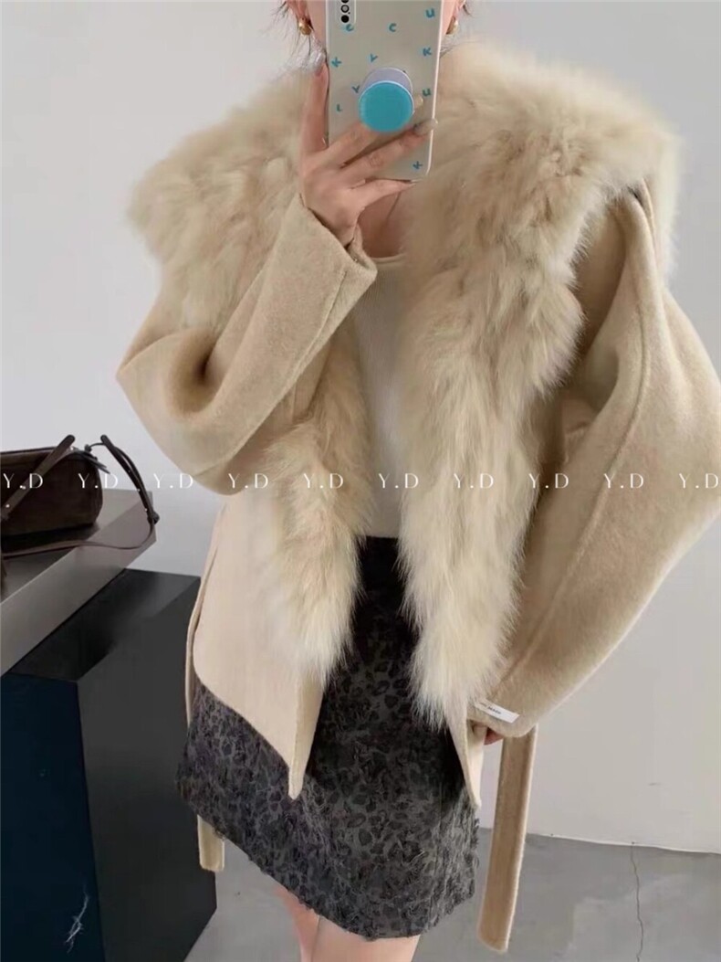 【依嘟】韩版2025秋冬短款小个子高级感狐狸毛领羊毛外套(配，女装双面呢大衣，依嘟服饰