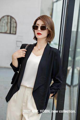 2021秋季新款外套，其它，依歌贝诺