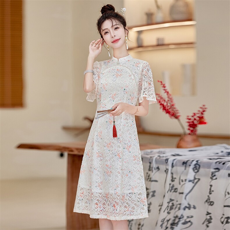 新中式绣花蕾丝连衣裙女夏季2024新款年轻款少女气质改良旗袍裙子,女装连衣裙,利佳可人