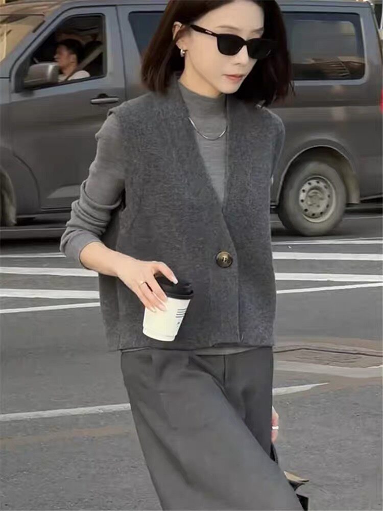 2025年秋季新款百搭女士扣开衫马甲,针织衫/毛衣,嘉日羊绒