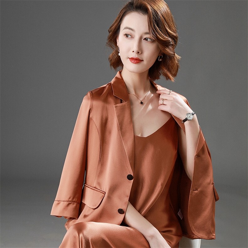 时尚显瘦夏季新款女装薄款小西装外套女短款气质百搭休闲西服上衣,女装西装,澳冬特羊绒