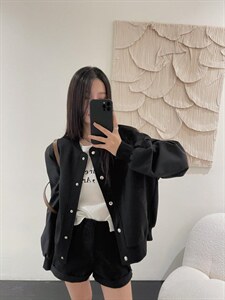 棒球服外套图片