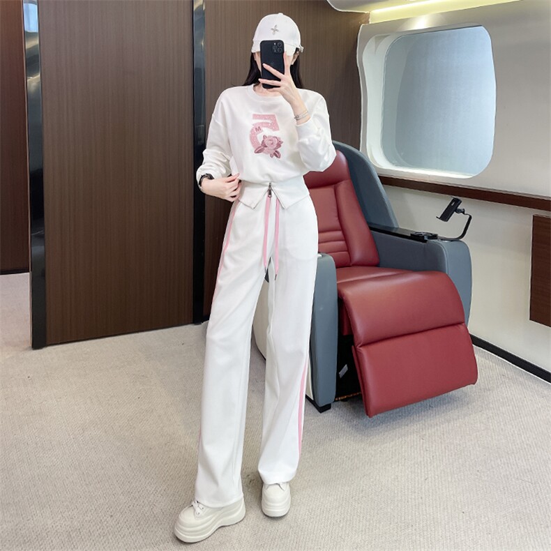 时尚白色短款收腰卫衣阔腿裤两件套女秋图片