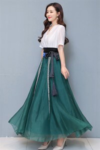 原创芷墨2021春装时尚风绣花两件套装裙-腰带另配，商品下架区，芷墨服饰