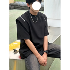 黑色