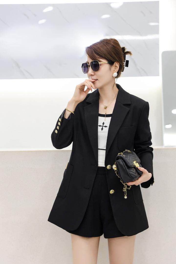 秋装西装外套，金纺料，女装西装，雪飞诗