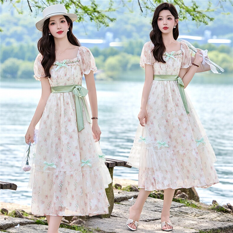 2026年夏季时尚潮流甜美浪漫印花连衣裙,女装连衣裙,江南富贵女