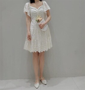 【现货】高级刺绣连衣裙,女装连衣裙,ONE(2F)