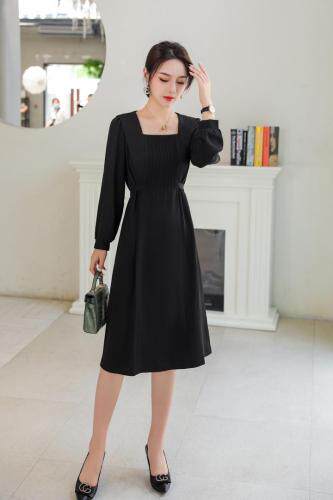 现货秋冬连衣裙，女装连衣裙，蒙娜迪妮