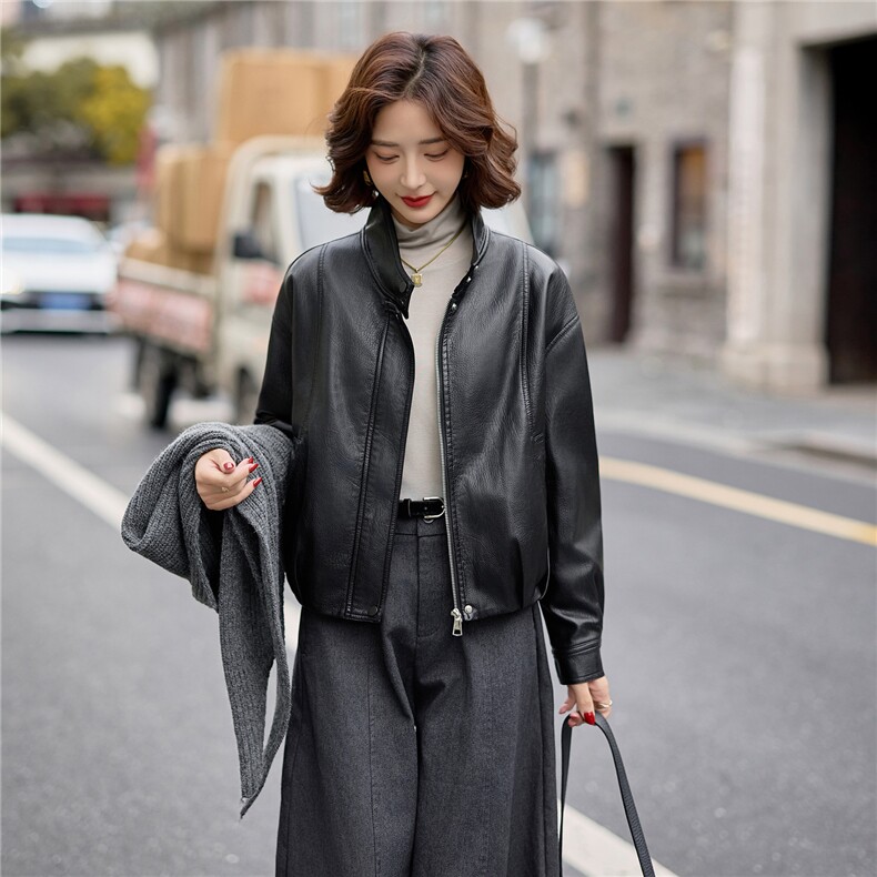 【冬季女装新款】时尚立领加绒保暖配毛线围巾皮衣外套P-150,女装皮衣,简古