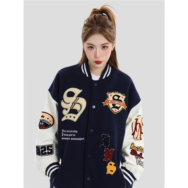 简约时尚潮牌情侣美式男女款毛巾刺绣棒球服宽松休闲夹克外套图片