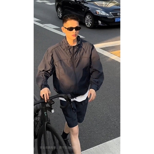 XZ1005-1-TTH541-P上衣95短裤45轻薄款防晒套装情侣款连帽防晒衣图片