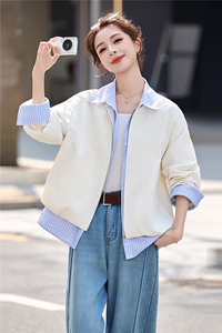 时尚条纹拼接假两件短外套女春季新款设计感减龄夹克风衣上衣图片